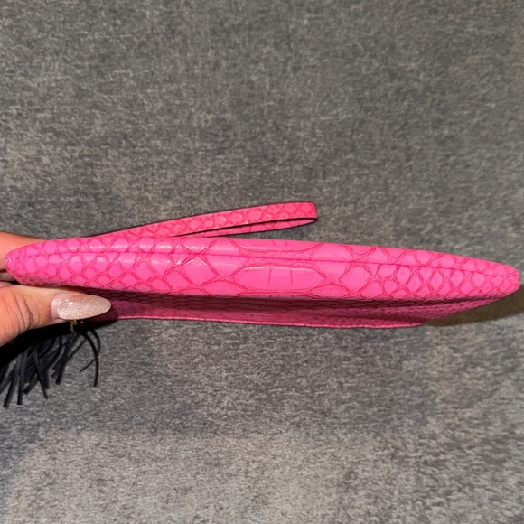Victoria's Secret - NWOT Pink Slim Wristlet Wallet with Black Tassel - Picture 11 of 17